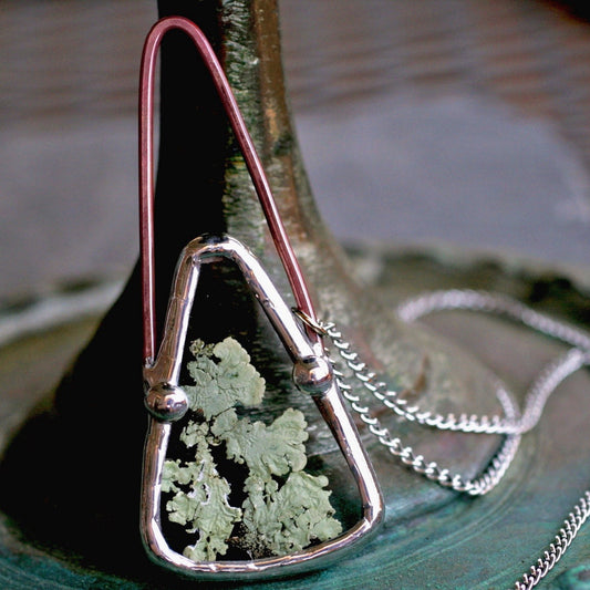 lichen necklace