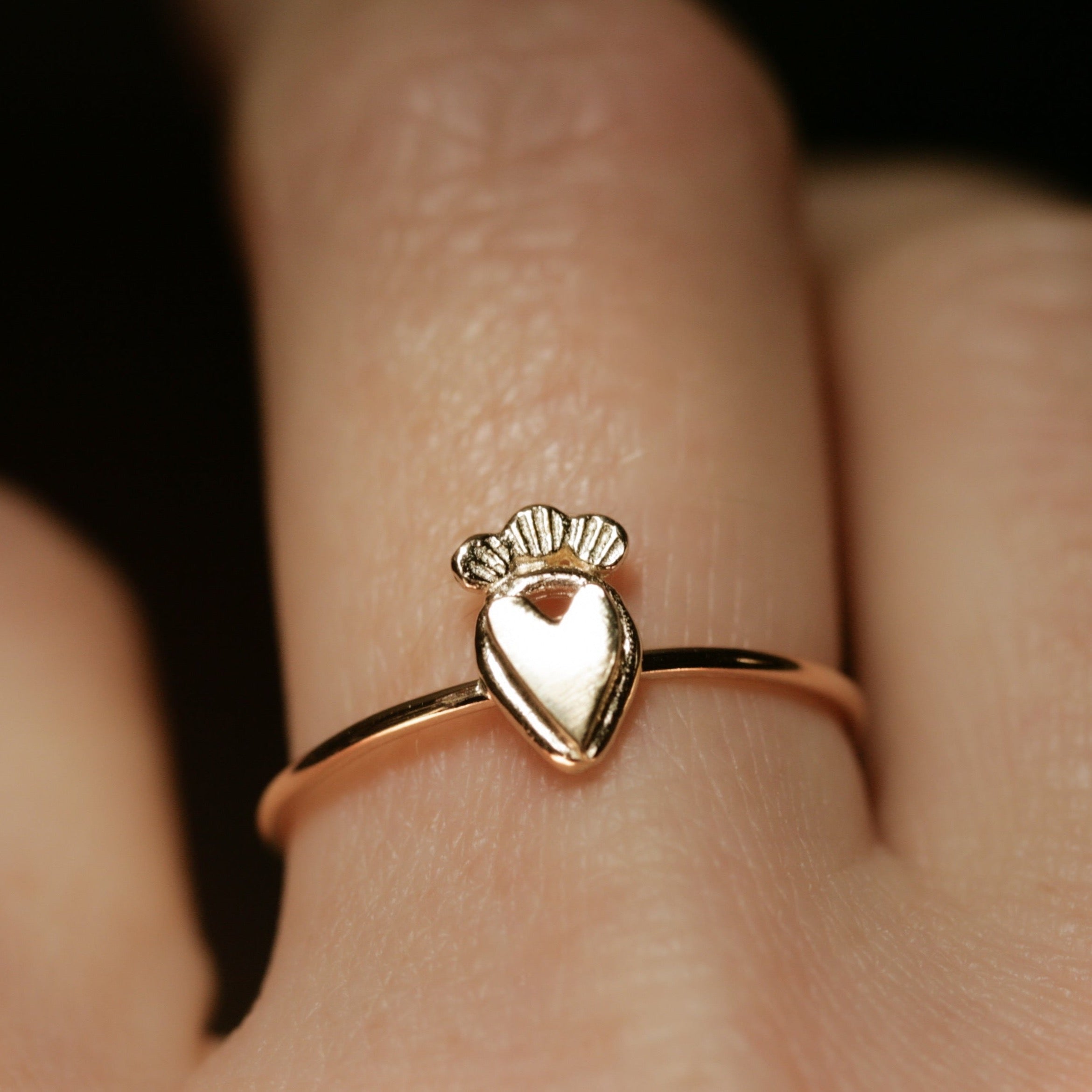 Dainty heart sale ring