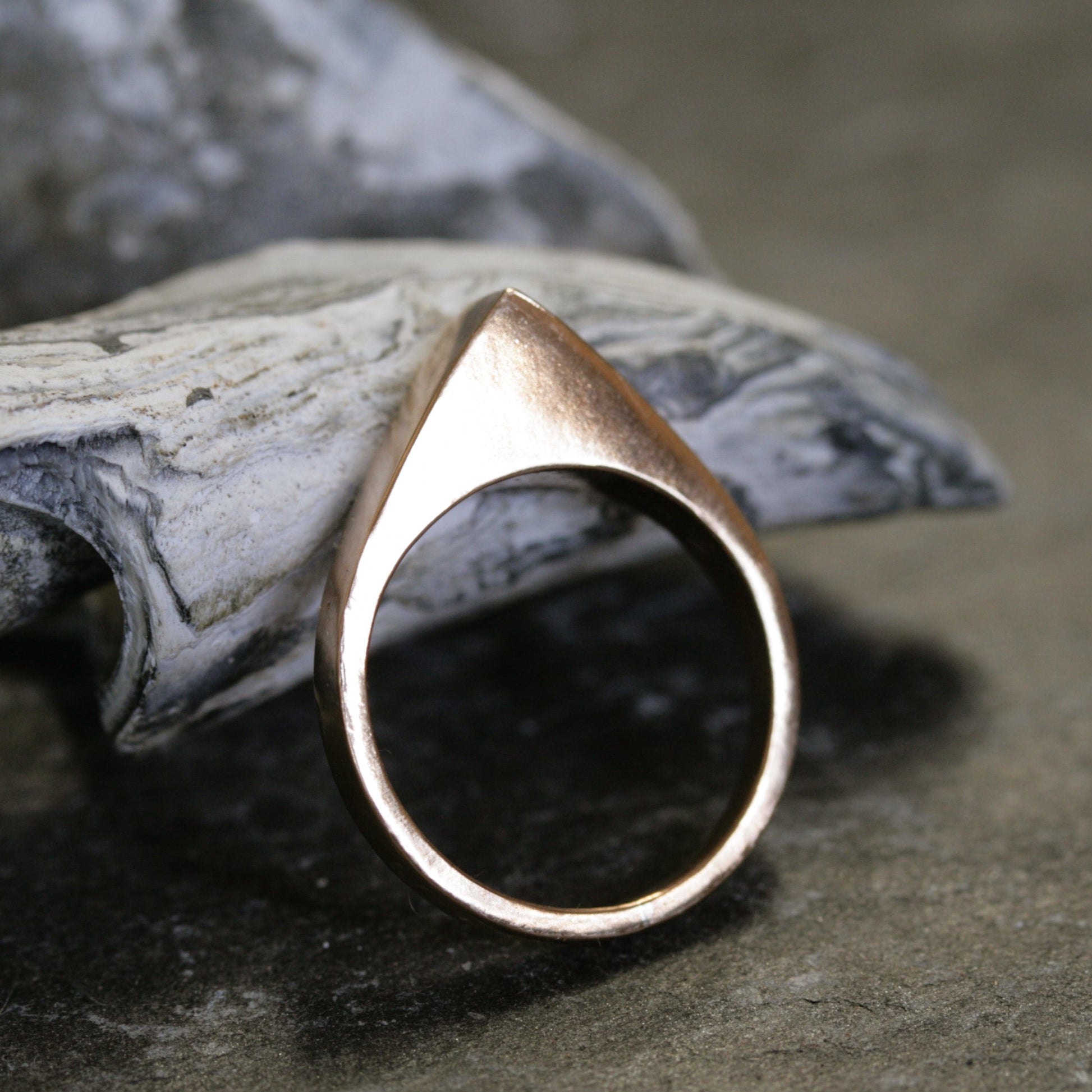 hand carved modern arch ring 