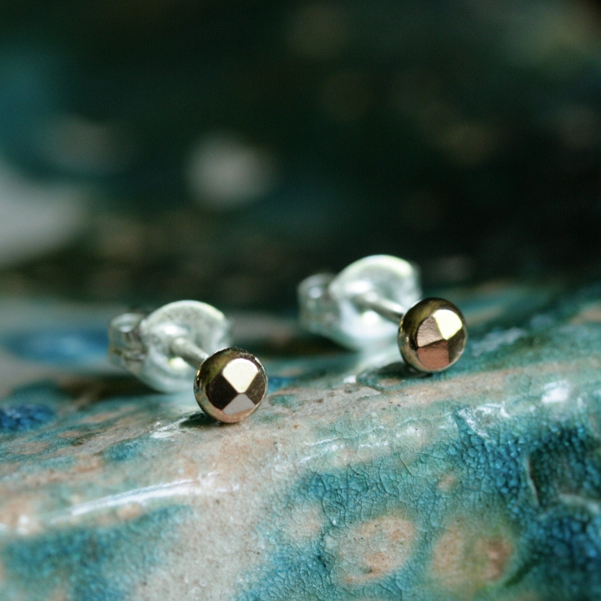 faceted gold studs